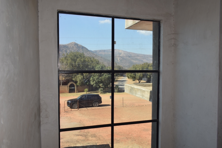 5 Bedroom Property for Sale in Olifantsnek North West